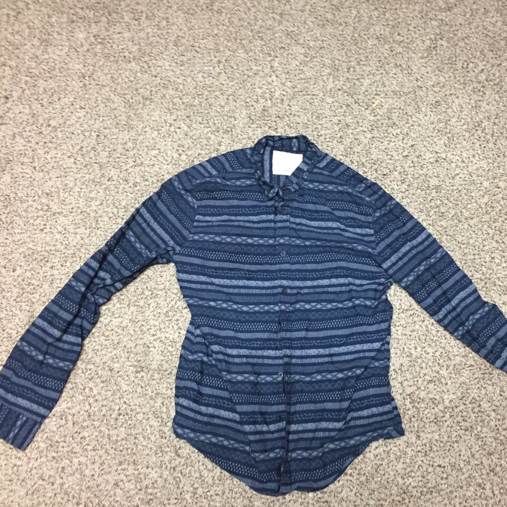 American Eagle Tribal Button Up shirt